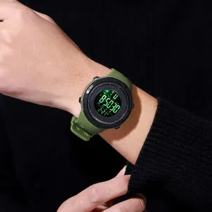 Orologio sportivo digitale verde militare con retroilluminazione LED e cinturino