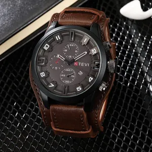 Primer plano de reloj de cuarzo para hombre con esfera negra grande y correa de cuero