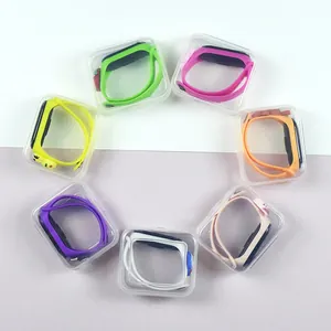 Scatole di imballaggio in plastica trasparente con braccialetti colorati inclusi