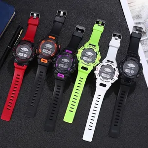 Montre Digitale de Sport pour Hommes Femmes Étudiants Multifonctionnelle Extérieure Étanche Avec Alarme Calendrier Rétroéclairage