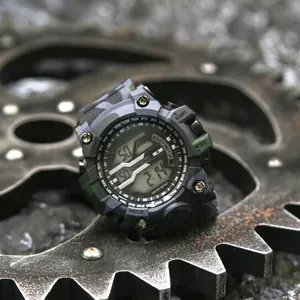 Rugged camouflage outdoor sports digital watch with waterproof design for men and youth