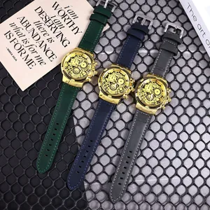Primer plano de los relojes de cuarzo esqueleto de lujo PERIU en tres colores elegantes