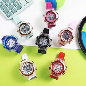 Reloj digital deportivo impermeable multifuncional para niñas en colores vivos