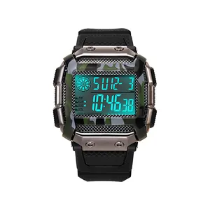 Orologio sportivo digitale impermeabile con cassa mimetica quadrata e display luminoso