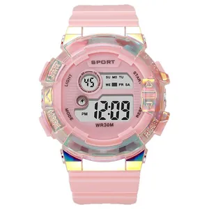 Reloj deportivo digital rosa para estudiantes con bisel iridiscente y correa impermeable