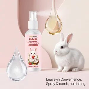 Vista detallada del spray desenredante YEGBONG para conejos con aroma a fresa