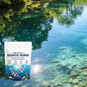 Aquatic Guard milde Wasserklärer-Pulver Formel in einem klaren Teich dargestellt