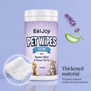 Primer plano de toallitas gruesas de lavanda para mascotas, material y resistencia