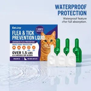 Detailaufnahme der blauen Produktbox und der grünen Applikatorfläschchen im Wasser.