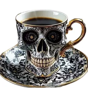 Gothic Royal Skull Kaffeetasse und Untertasse Set mit schwarz-goldem Barockmuster