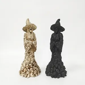 Statuine strega Halloween con teschi intricati per decorazioni domestiche spaventose