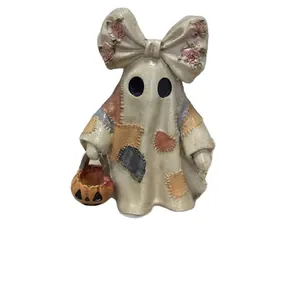 Statuetta di fantasma decorativa patchwork con fiocco rosa e zucca per Halloween