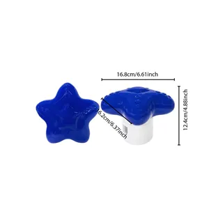 Dispensador de químicos para piscina en forma de estrella azul con medidas en cm.