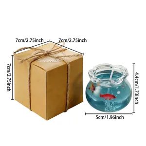 Mini-Goldfischglas-Duftkerze mit blauem Gelwachs und Fischdeko inklusive Geschenkbox