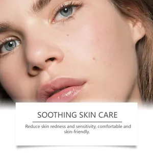Primer plano de piel suave que muestra el efecto calmante y corrector de la BB cream