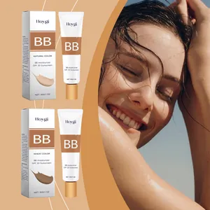 Detailansicht der HOYGI SPF 30 BB-Creme in Natural und Wheat mit feuchtigkeitsspendender Formel