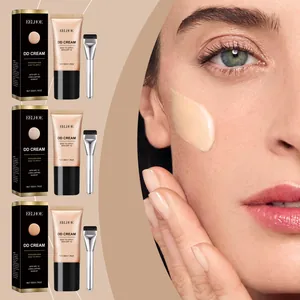 Close-up of EELHOE DD cream application on face with product set and brush