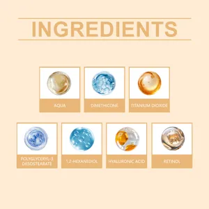Vista detallada de ingredientes líquidos incluyendo ácido hialurónico y retinol.