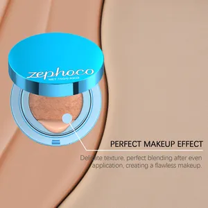 Primer plano de la base cushion mate zephoco que muestra textura delicada y mezcla