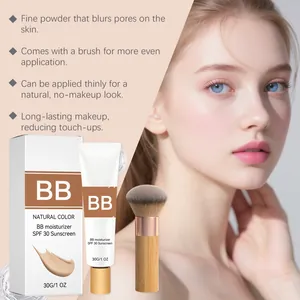 Vista dettagliata della BB cream idratante con SPF 30 e pennello incluso