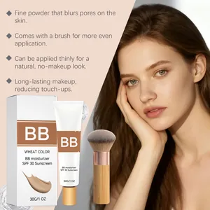 Detaillierte Ansicht der Weizenfarbenen SPF 30 BB-Creme mit Make-up-Applikatorpinsel.