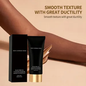 Vue détaillée de la crème de couverture corporelle pour peau foncée avec texture