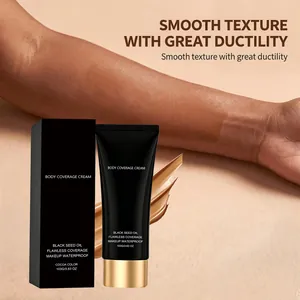 Crema corporal color cacao de textura suave y cobertura impecable en piel oscura