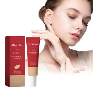 Vista detallada de la BB cream Zephoco con SPF 42 y ácido hialurónico para una piel suave