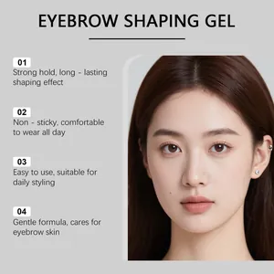 Detalle del efecto fijador natural y duradero del gel para cejas en una modelo