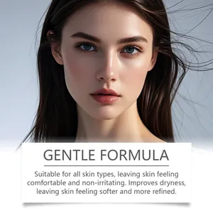Primer plano de la modelo con piel suave y detalles de la crema CC suave.