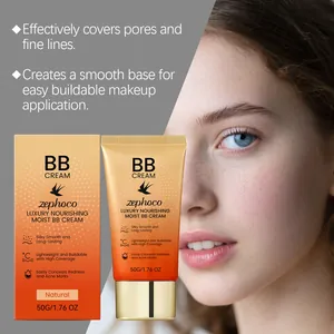 Vista detallada de la BB Cream hidratante Zephoco en color natural para una piel suave.