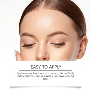 Primer plano de cejas naturales arregladas con cera para un acabado suave y duradero