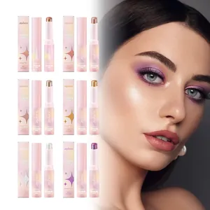 Zephoco glitter oogschaduwsticks in diverse tinten met professionele make-uplook.