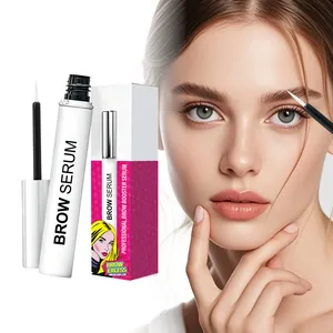 Sérum profesional para cejas con aplicador fino que muestra resultados naturales en la modelo
