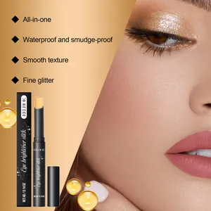 Κοντινή όψη του EELHOE χρυσού eye brightener stick με εφέ μακιγιάζ με λεπτό γκλίτερ