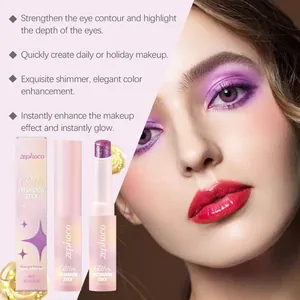 Detail des Zephoco Starlight Purple Glitzer-Lidschattenstifts mit Make-up-Effekt.