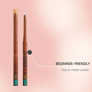 Detailansicht des anfängerfreundlichen photochromen Eyeliner-Gelstifts #06 mit Gleitgefühl
