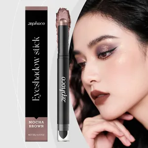 Detailweergave van zephoco mocha brown oogschaduwstick met een ingebouwde make-upkwast.