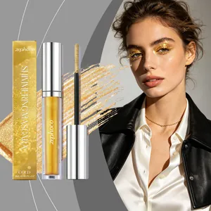 Gedetailleerde weergave van Zephoco goud glanzende mascara en glamoureus oogmake-up
