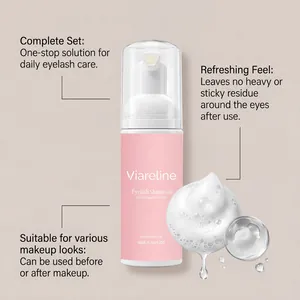 Vue détaillée du flacon de shampoing pour cils Viareline et de sa mousse légère