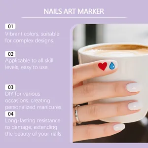 Pennarelli per nail art vibranti per design fai da te creativi e manicure professionali