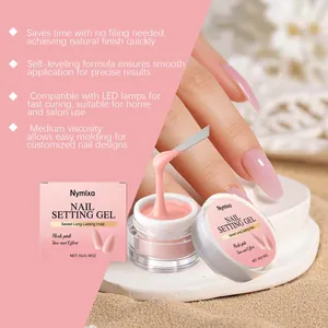 Gel fijador de uñas rosa carne Nymixa con textura autonivelante para acabado liso