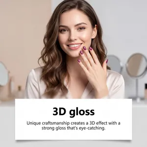 Nahaufnahme von glänzenden magentafarbenen Soft-Gel-Nagelstickern.