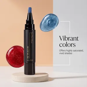 Gros plan d'un stylo vernis gel une étape noir avec des échantillons de gel pailleté rouge et bleu