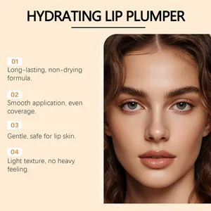 Nahaufnahme des Gesichts mit feuchtigkeitsspendendem Lip-Plumper-Effekt und Glanz