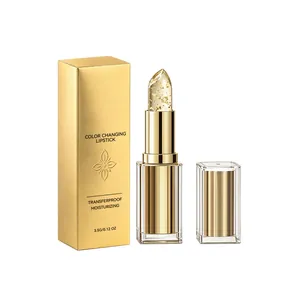 Rossetto idratante con foglia d'oro e scatola di confezione dorata molto elegante