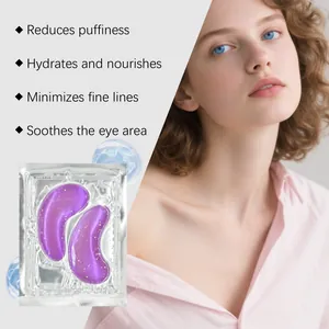Détail des patchs yeux violets pailletés avec un mannequin montrant les soins de la peau.