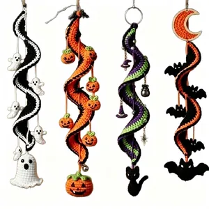 Handgemachtes Halloween Häkel-Spiral-DIY-Set mit Geist Kürbis und Fledermaus Motiven