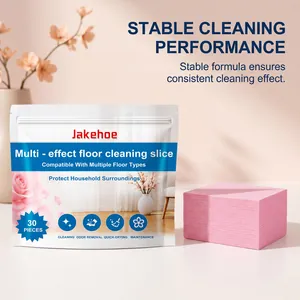Gros plan sur les feuilles de nettoyage de sol multi-effets Jakehoe et feuilles roses
