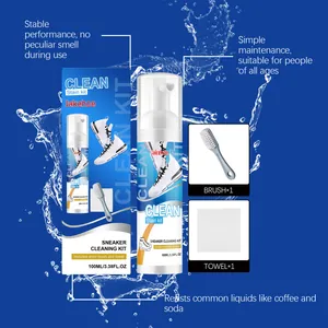 Kit complet de nettoyage de baskets avec mousse, brosse et serviette contre les taches.